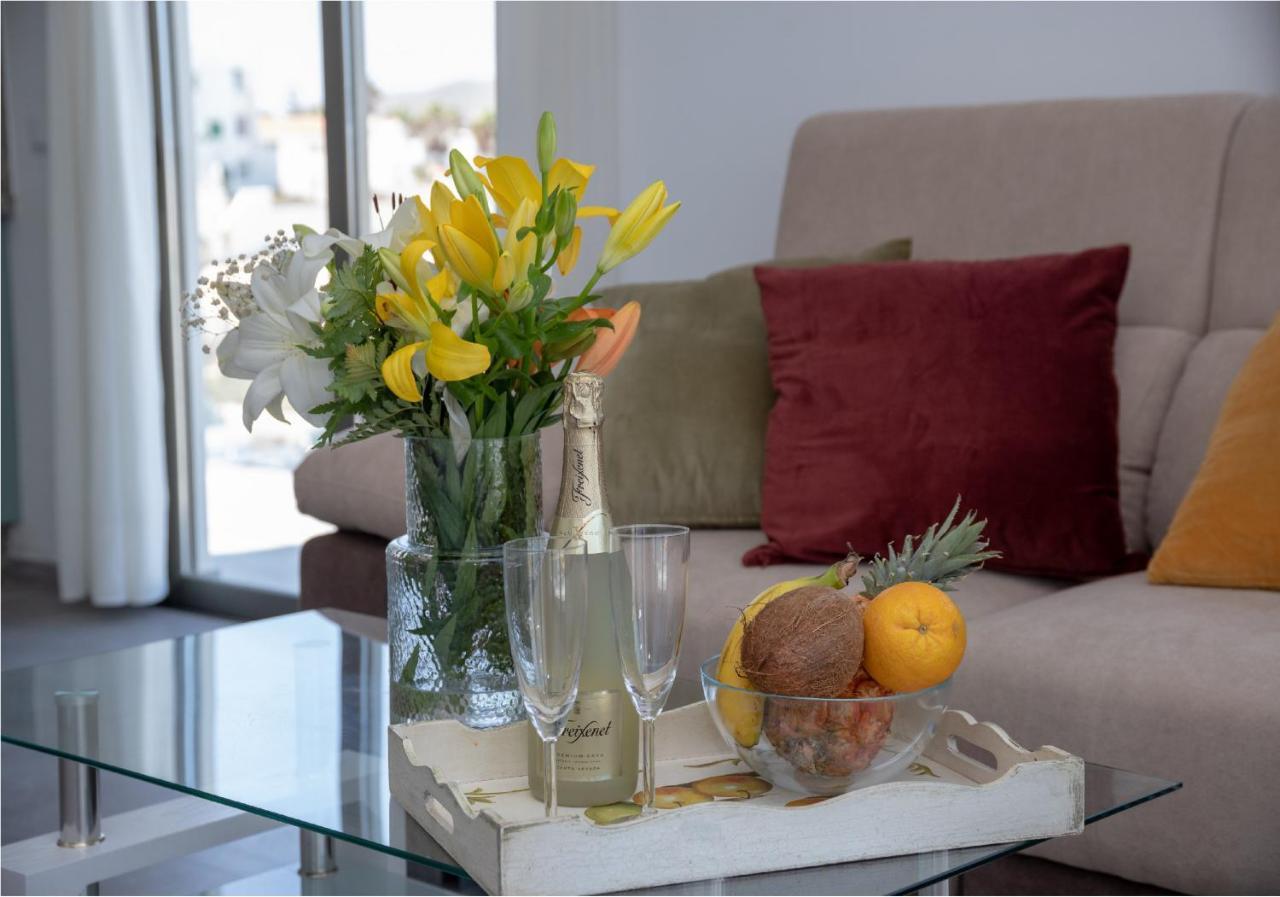 Apartment Holiday 5 Beachfront Corralejo By Holidays Home Esterno foto